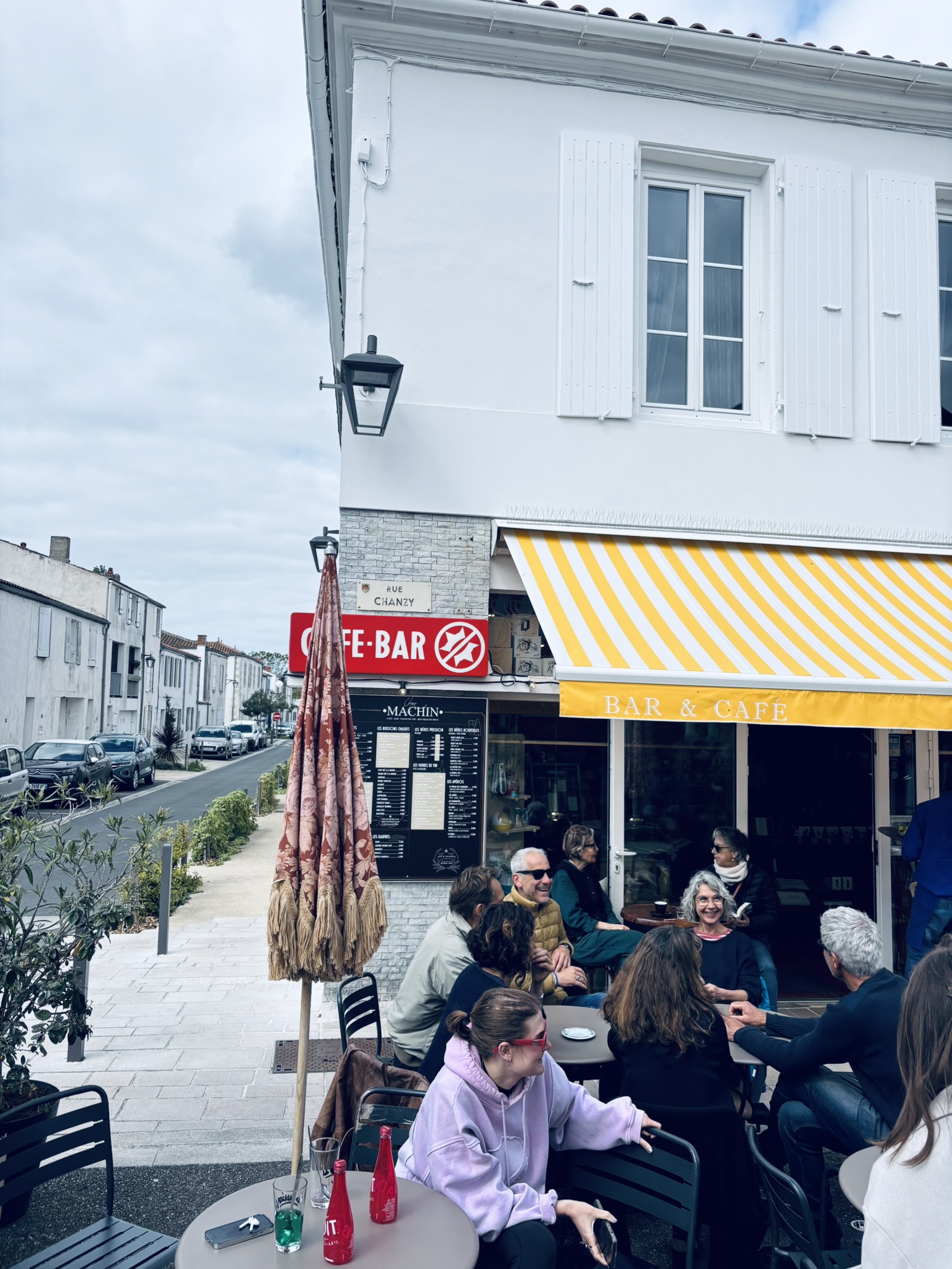 Partez en court séjour avec Bonnie - notre combi vintage – Image 27