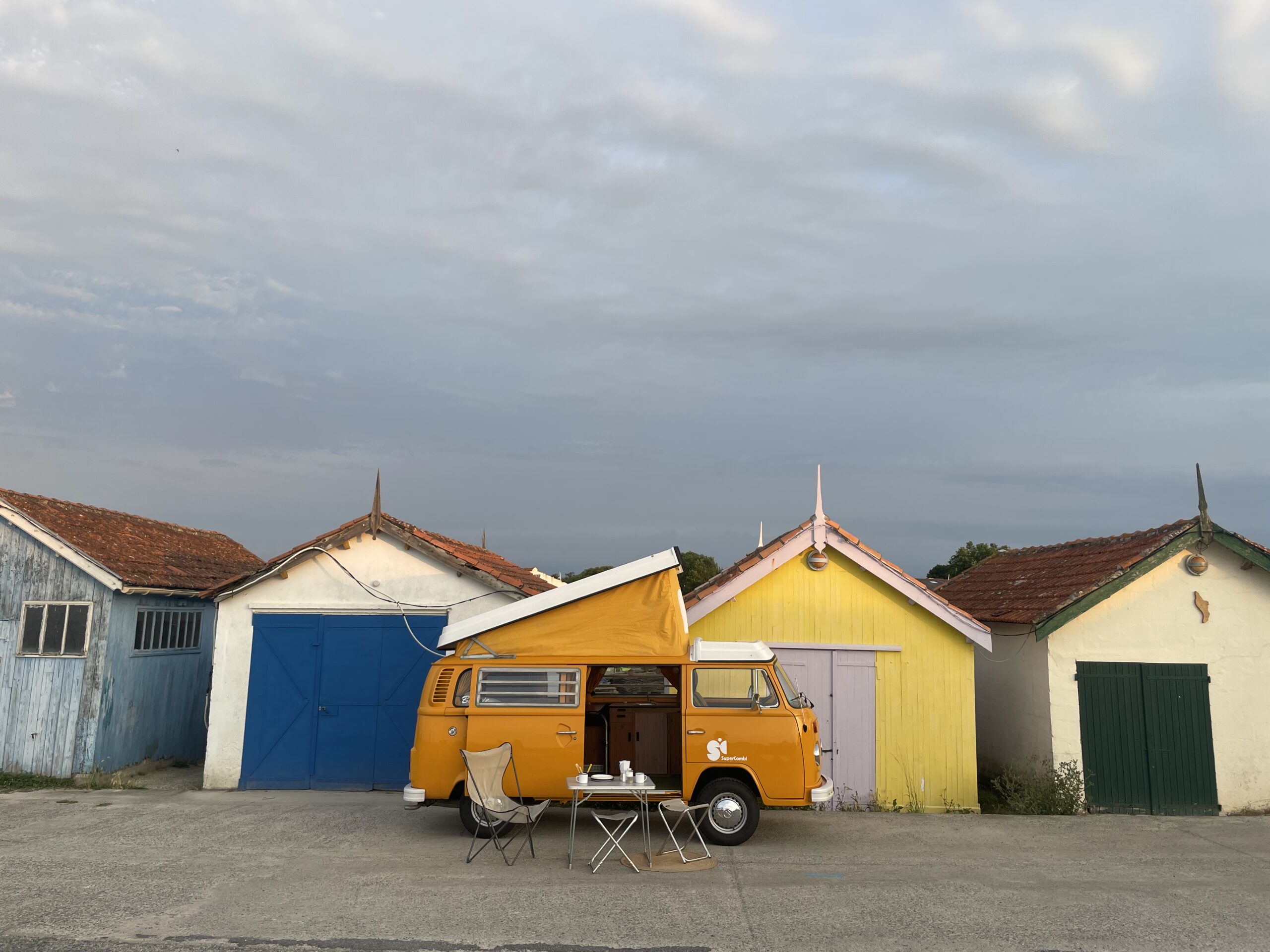 Partez en court séjour avec Bonnie - notre combi vintage – Image 31